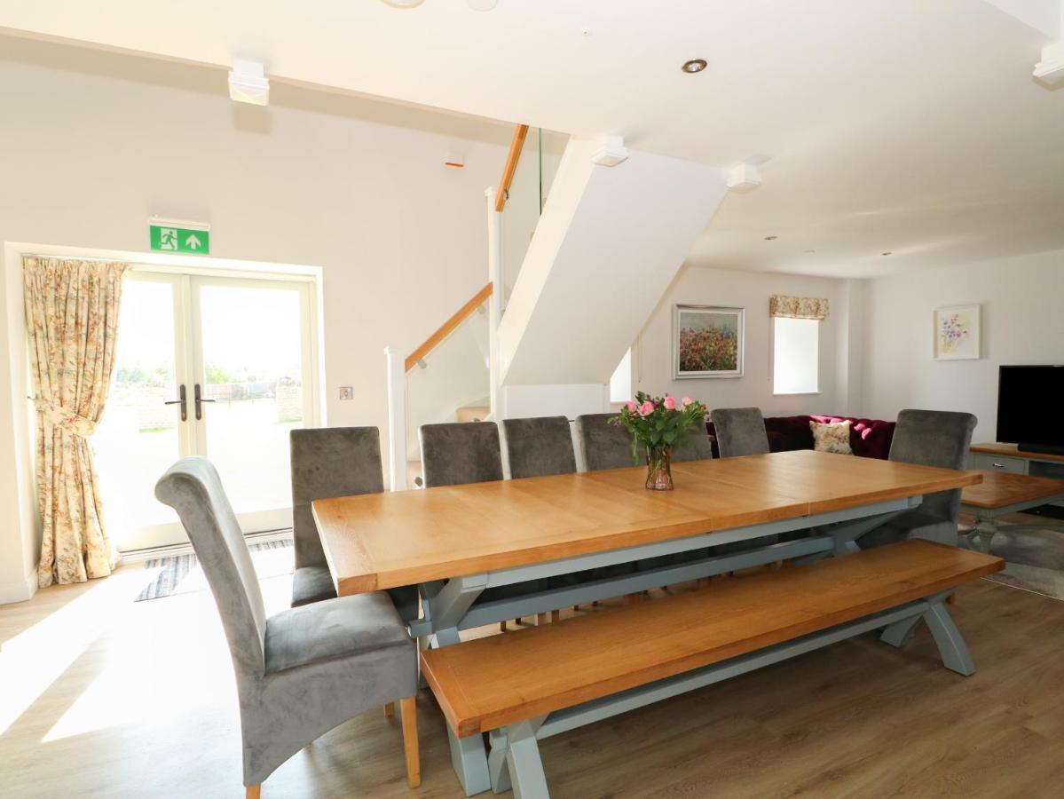 The Croft Farm Villa Peterborough Dış mekan fotoğraf